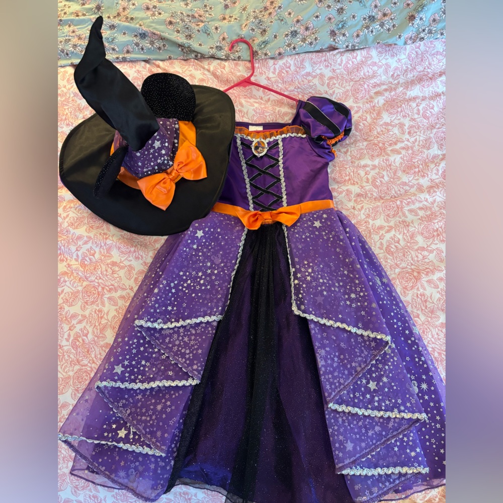 Disney Parks Purple and Orange Minnie Witch Costume and Hat!